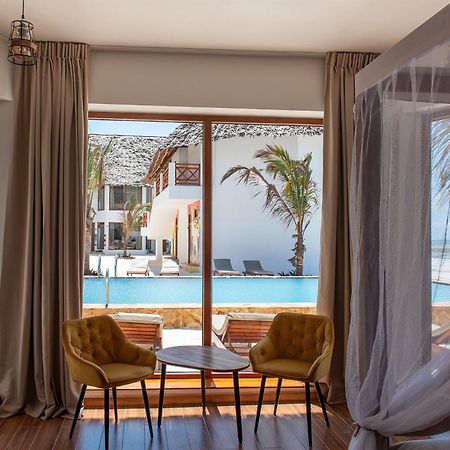 S&S Hotel Джамбиани Экстерьер фото